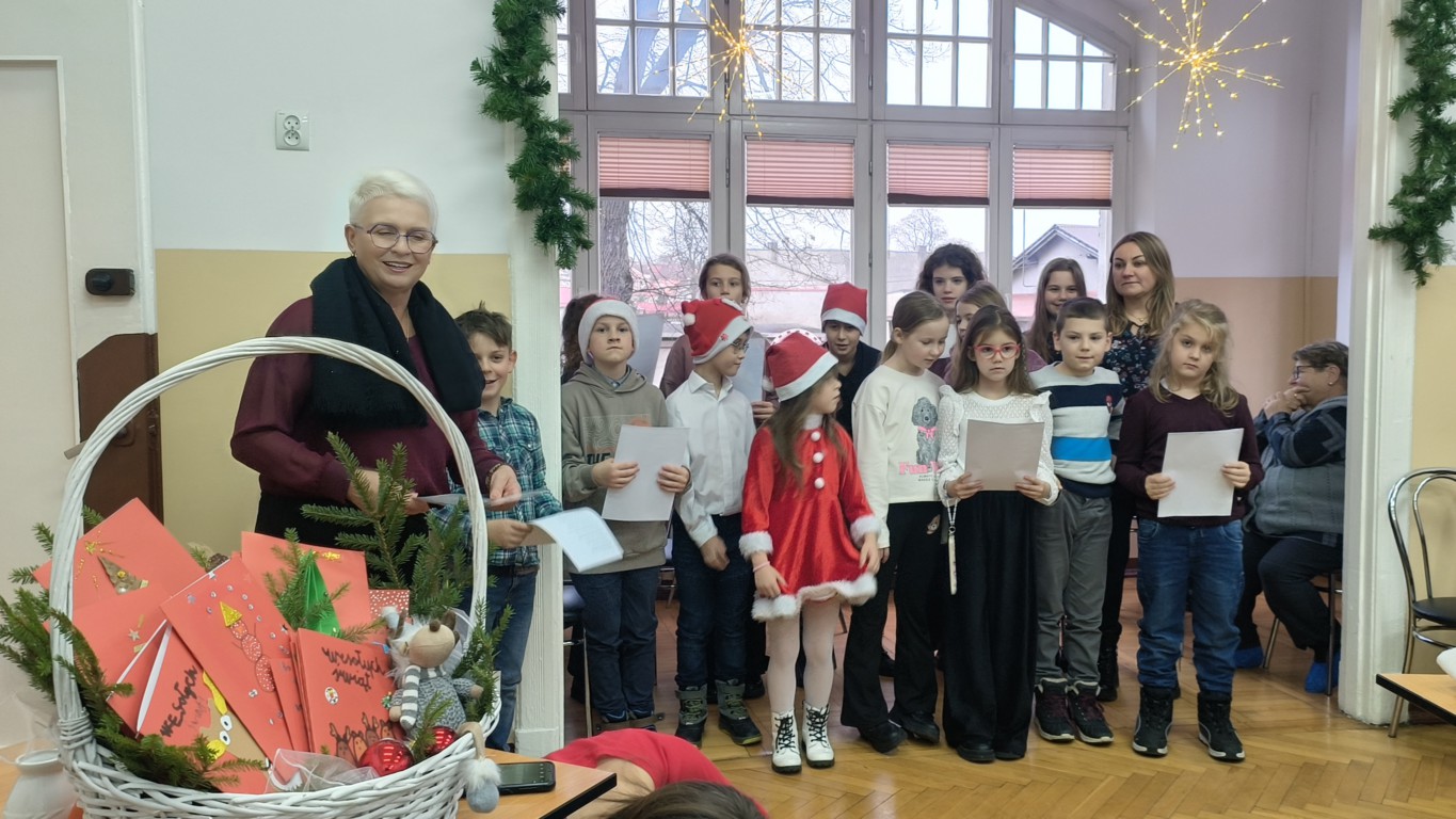 Spotkanie PWD i DDPS – świąteczna wymiana pokoleń