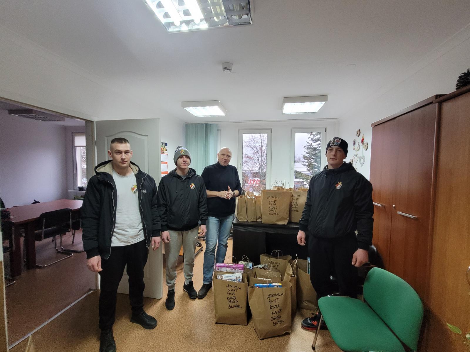 Serdecznie dziękujemy Kibicom Gryfa Słupsk za prezenty dla podopiecznych!