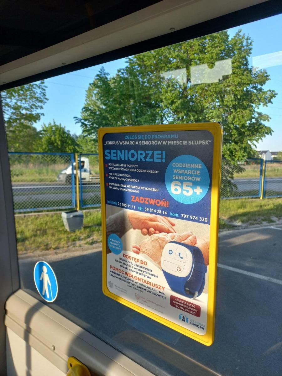 Plakaty promujące program 
